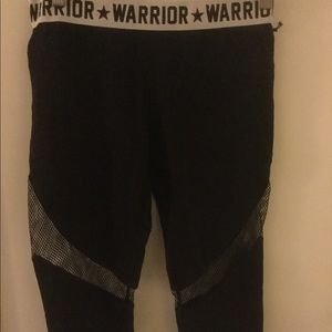 Black capri leggings